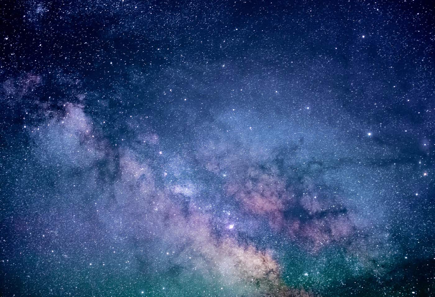 Galáxia em imagem ilustrativa para a notícia sobre observações do telescópio Roman.
