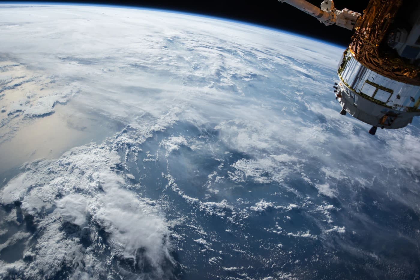 Terra vista do espaço, imagem ilustrativa sobre observação espacial.