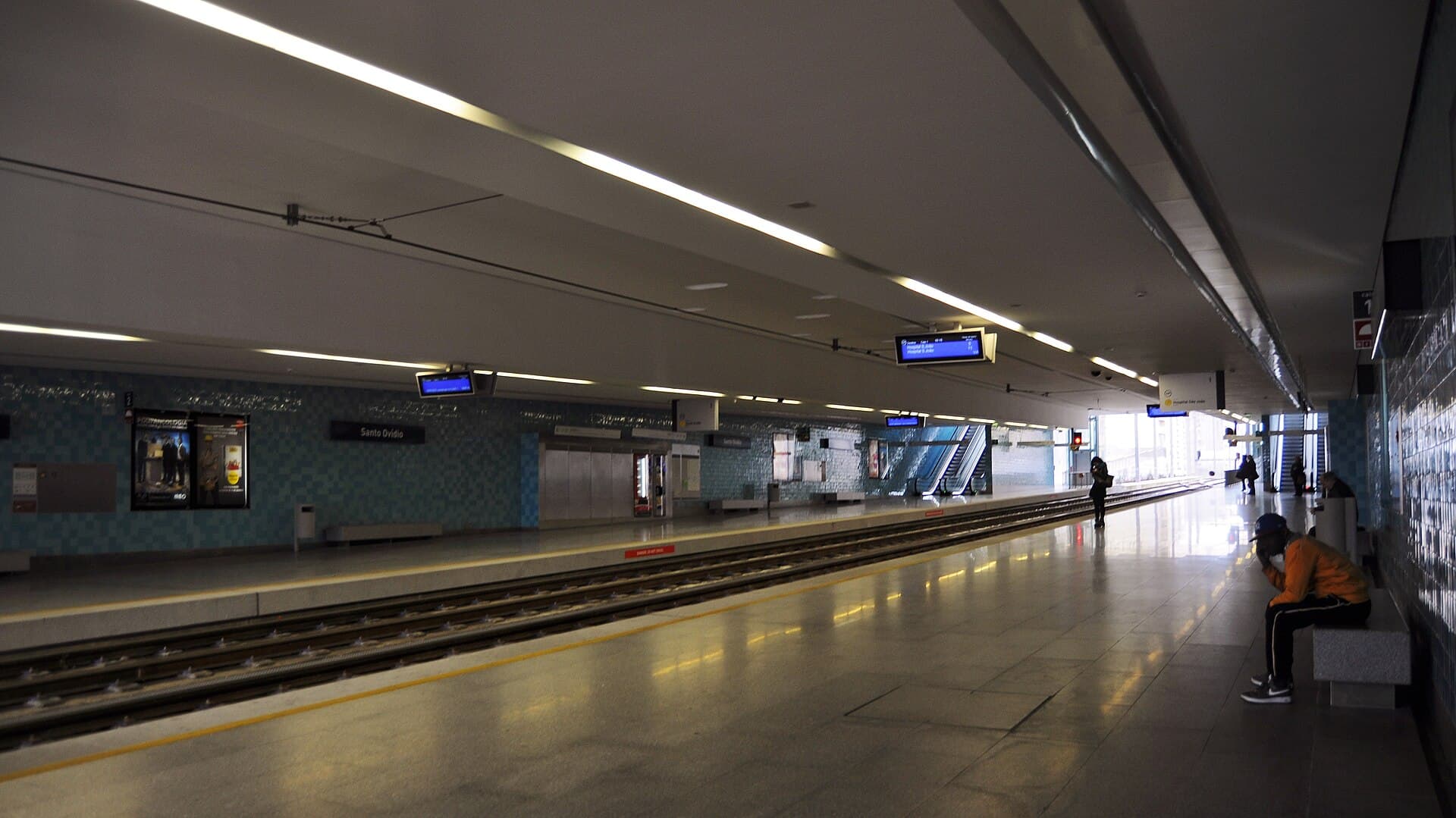 Fotografia de arquivo da estação de Metro de Santo Ovídio, em Gaia; não mostra a futura estação de alta velocidade