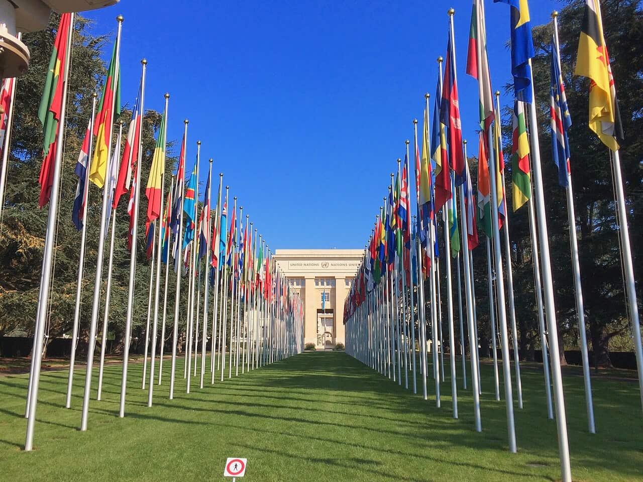 Imagem contextual original e licenciada para ilustrar ONU e UNHCR mostram crise humanitária mais longa e mais cara